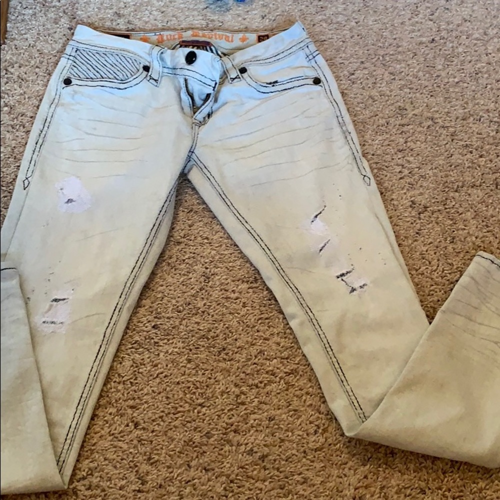 Jeans